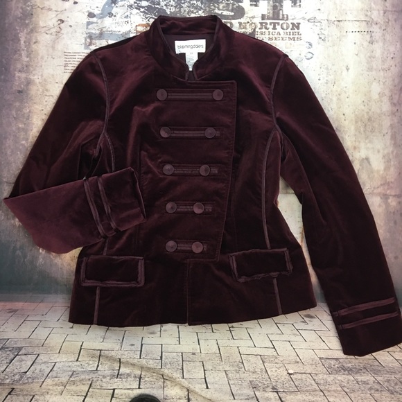 Bloomingdale's Jackets & Blazers - Military gothic inspired velvet blazer coat 12P